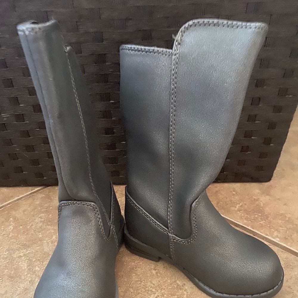 Toddler Metallic Gray Boots Sz 6